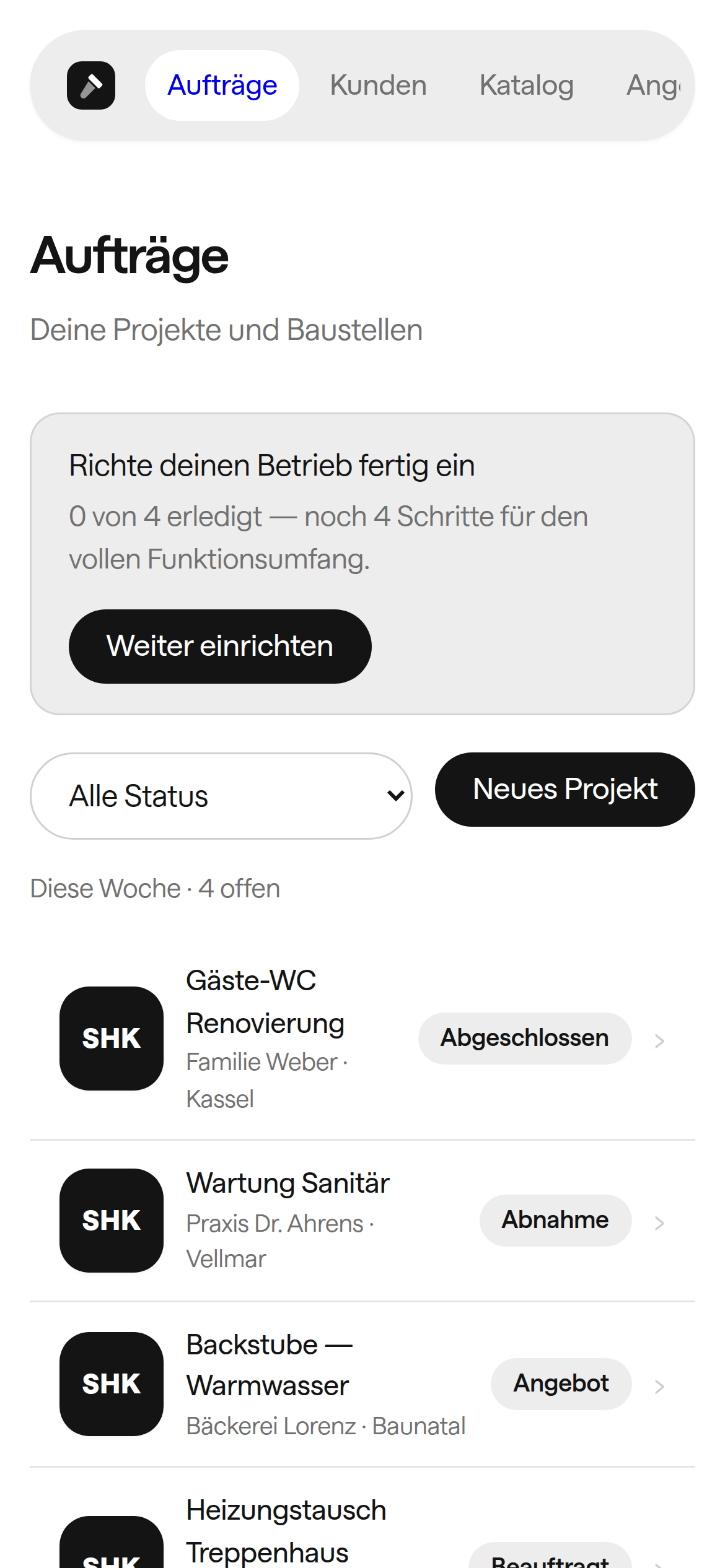 Auftrags-Übersicht in DigitalGeselle: Baustellen der Woche mit Kunde, Ort und Status.